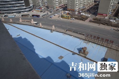 顾客持储值卡上门消费发现长春圣豪酒店三楼系违建正停业整改