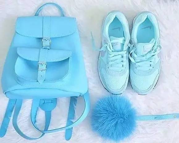 双肩包时髦背法,双肩包省钱