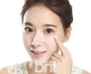 刷睫毛膏的小诀窍视频,刷睫毛膏的不晕染小诀窍