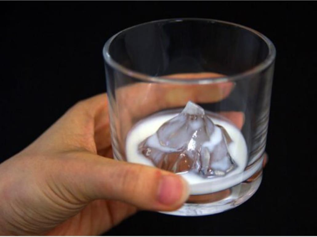 亲亲都不挑对象？那我真是看错你了