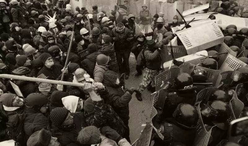 每当看他们踢球的时候我们在看什么-托特纳姆热刺