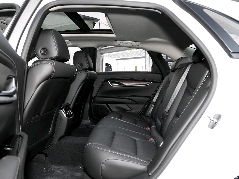 奔驰c180l1.6t发动机,奔驰c180l动力与a级动力比较