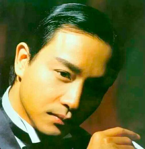 有比张国荣人品好的明星 (娱乐圈哪些男明星喜欢听张国荣)