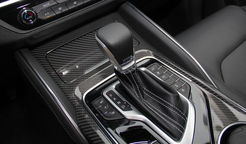 上汽大通d90和荣威rx8区别,上汽大通d90值得入手吗