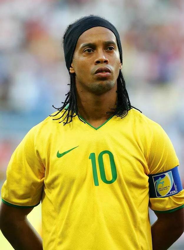 巴西足坛历史十大前锋,巴西历史十大前锋