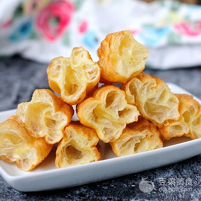 家常油条怎么炸,家常油条怎么炸才好吃又酥又软