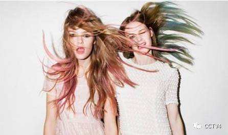 秋天一到就很会掉头发,如何解决头发枯黄脱发问题