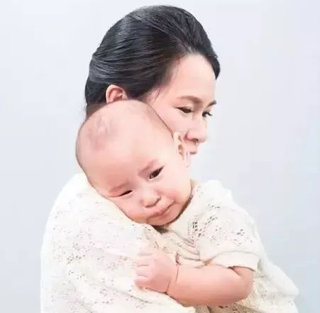 婴儿百日哭怎么解决,百日宝宝哭有好处吗