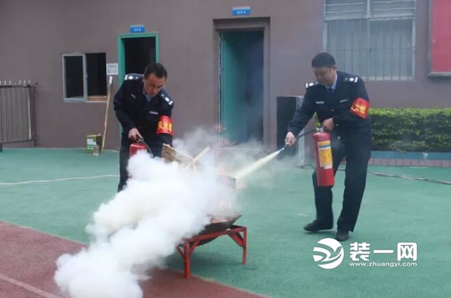 深业万厦居业消防演习,深圳第一高楼消防演练