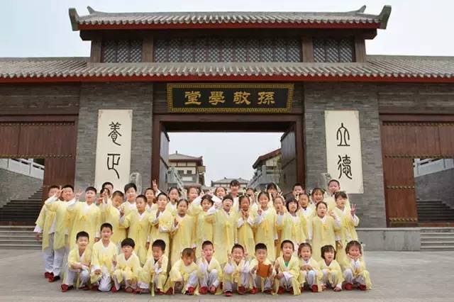 河北秋天去哪里旅游,秋天河北去哪里旅游比较好