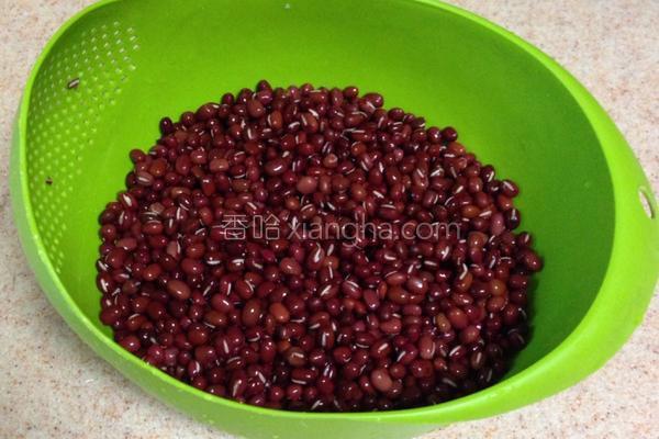 面包机自制红豆沙视频,自制红豆沙馅的做法面包机