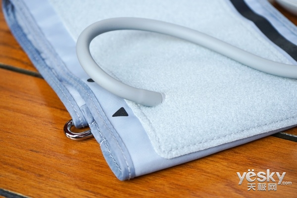 欧姆龙血压计u726j测评,欧姆龙血压计u726j和u31哪个好