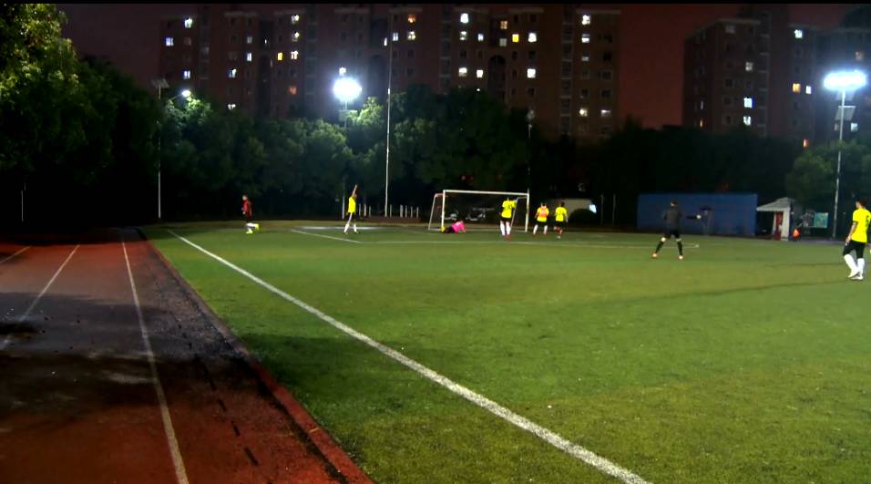 涓寸┖鏉冻鐞冭禌,绁濊春瓒崇悆娲诲姩鍦嗘弧钀藉箷