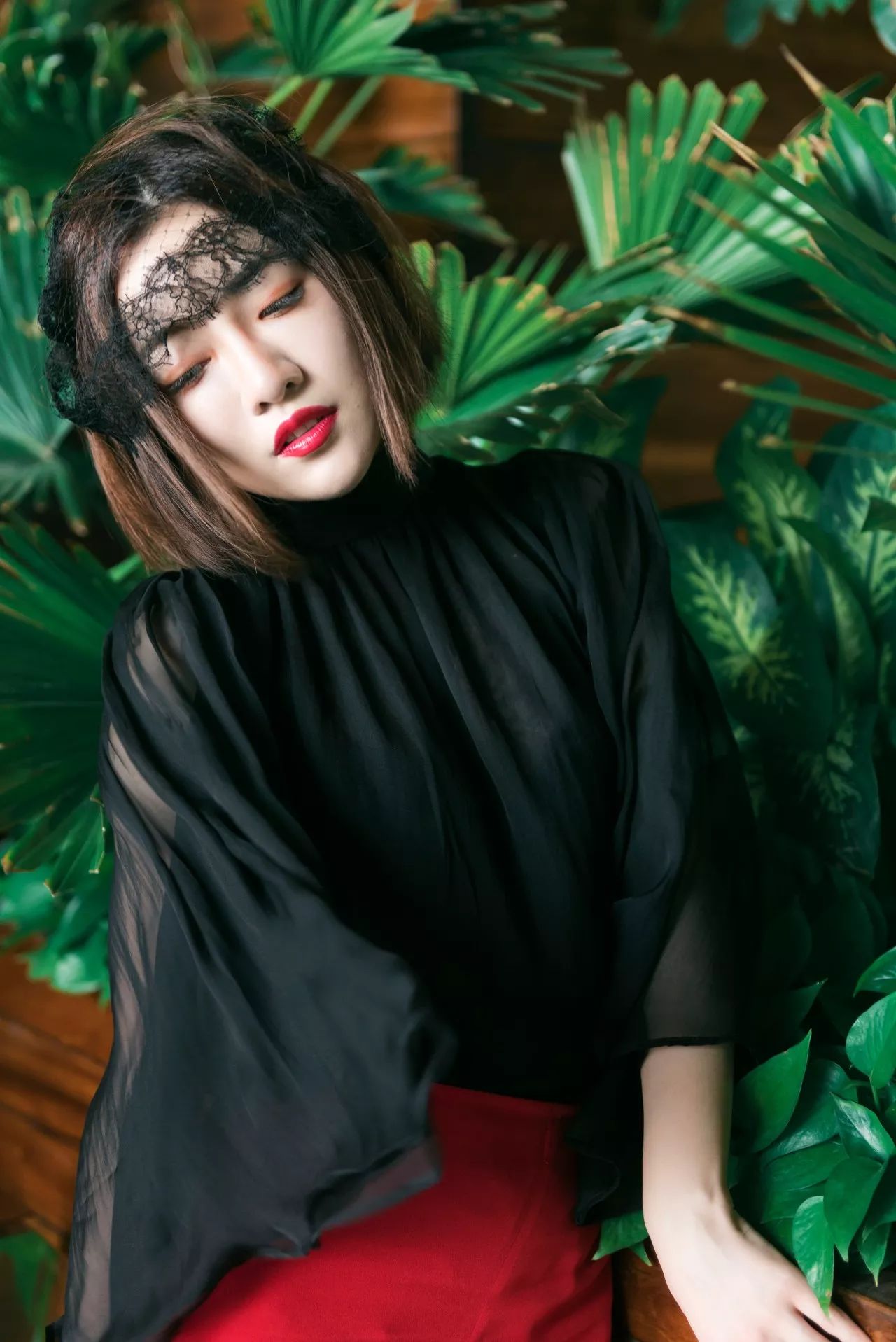 十二月属于“阿玛尼之红”