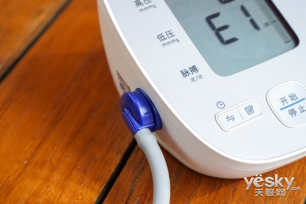 欧姆龙血压计u726j测评,欧姆龙血压计u726j和u31哪个好
