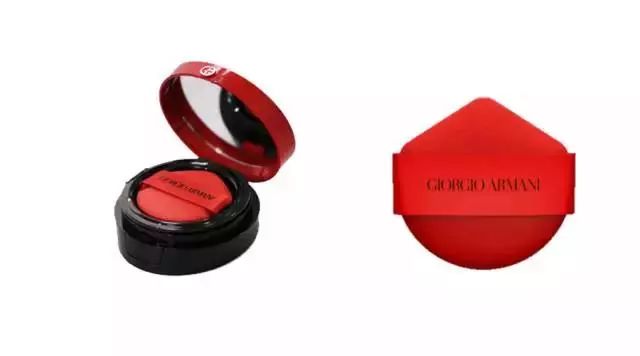 十二月属于“阿玛尼之红”