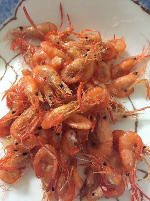 炸河虾又酥又大,干炸酥脆的小河虾