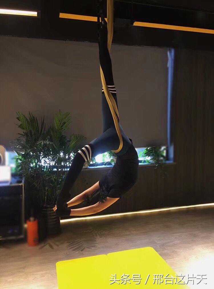 瑜伽我一直在路上,瑜伽是我坚持时间最长的一件事