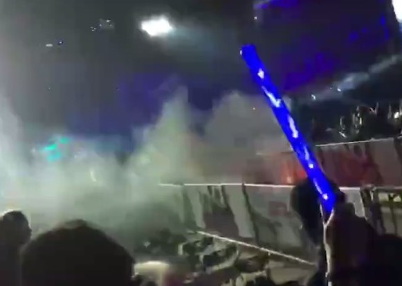 五月天阿信演唱会哭了吗,阿信回应五月天巴黎演唱会争议