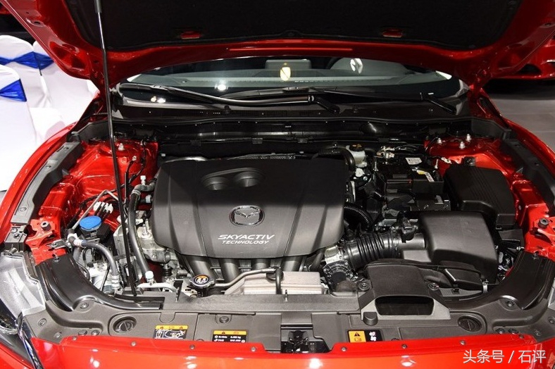 17年马自达阿特兹2.0街拍,马自达6阿特兹17款报价