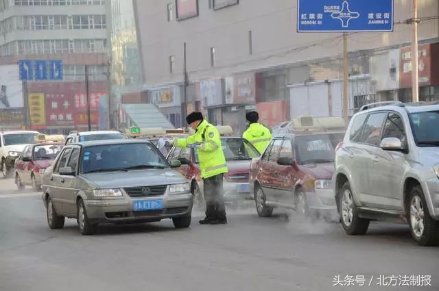 122交警周六值班,吉林高速交警122直播