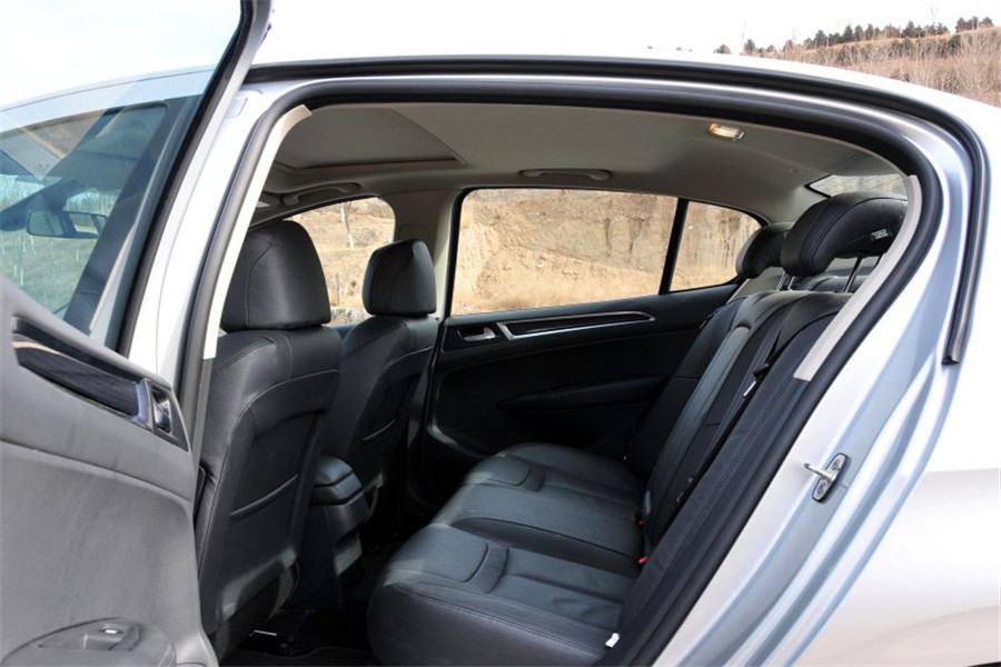 标致308的运动模式和雪地模式,标致308运动模式怎么用2018款