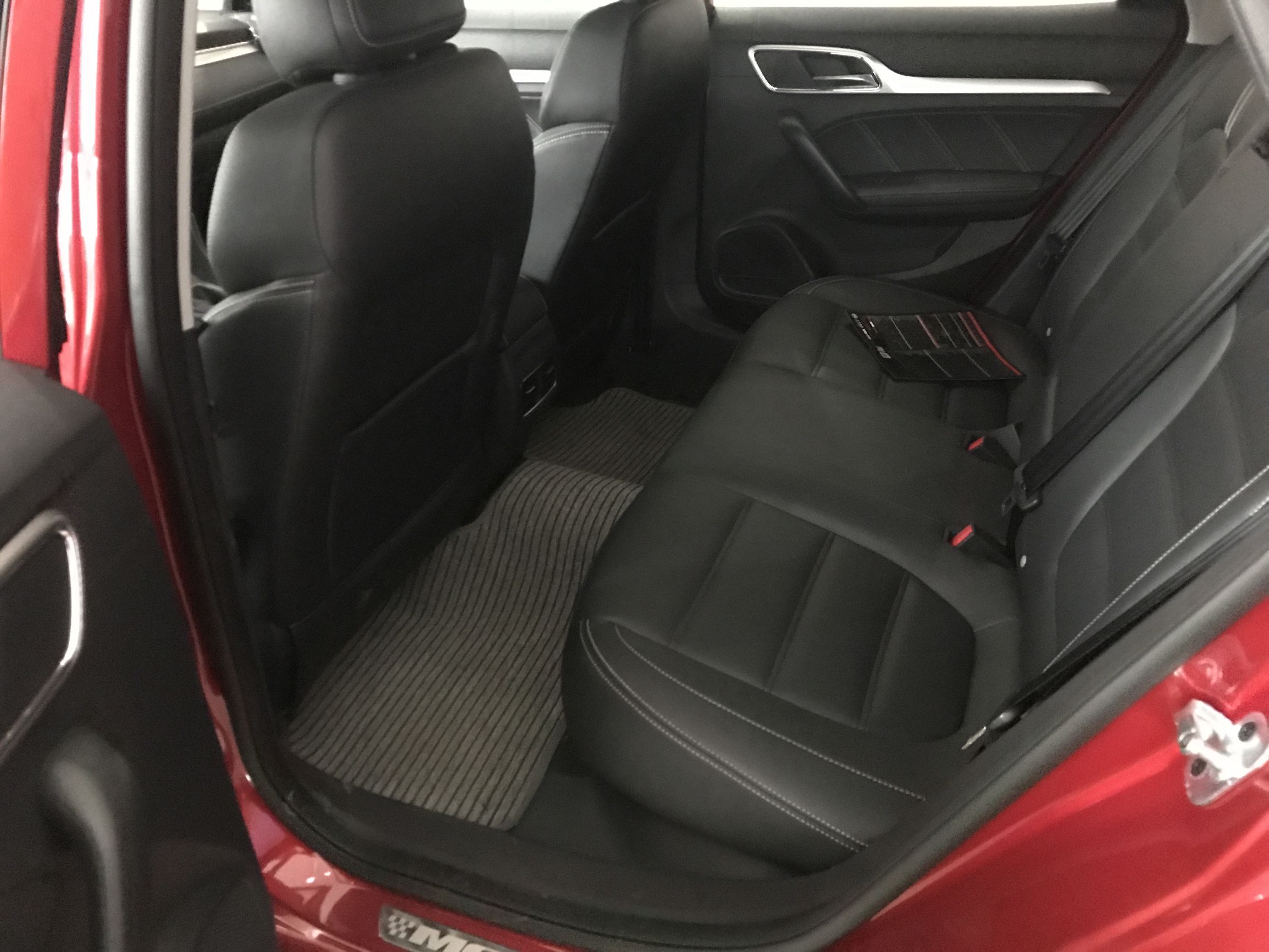 名爵6手动豪华第一视角,全新名爵6内饰体验