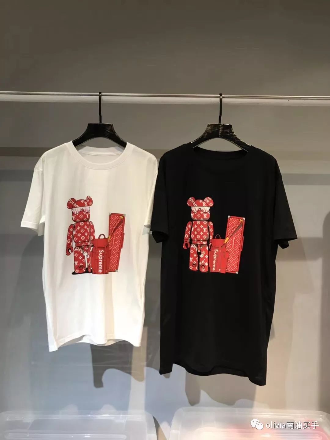 南油卖T恤扎堆上新的时刻来了,大牌是否真的好的照妖镜时刻