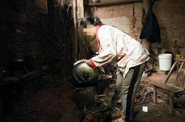 生完孩子1个月子宫前壁下垂,宝妈坐月子这样折腾出大问题了吧