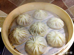 不用皮冻的灌汤小笼包肉馅怎么做,灌汤小笼包半成品制作