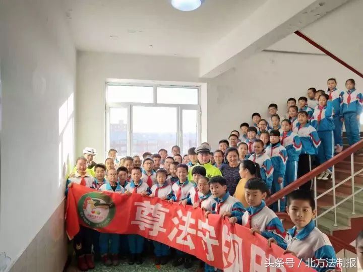 122交警周六值班,吉林高速交警122直播