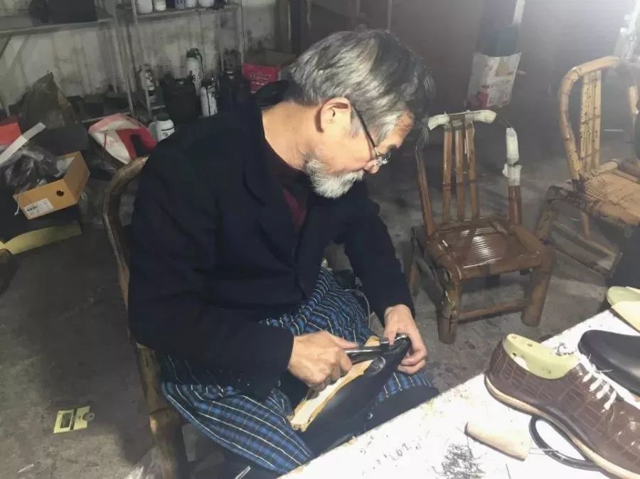 正宗老鞋匠皮鞋,老匠手工皮鞋