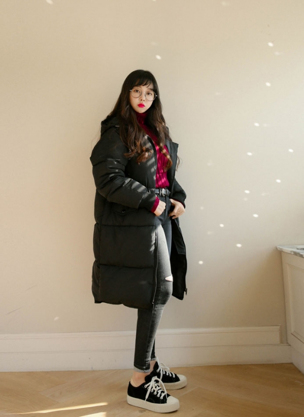 黑色棉袄内搭什么颜色毛衣好看,黑色棉袄内搭什么毛衣