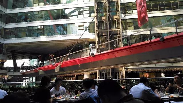 芳草地购物中心特色,芳草地购物中心介绍