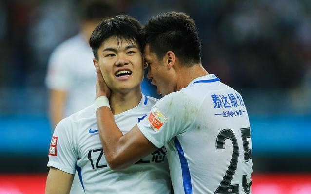 国足新帅霸气宣言冲击2026世界杯,初生牛犊不怕虎新兵