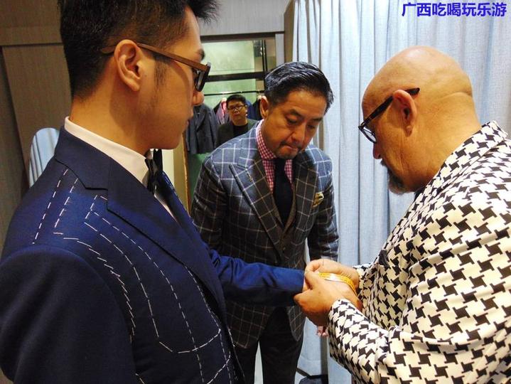 鍝堥噷鐜嬪瓙鑻变鸡瑗胯,鍝堥噷鐜嬪瓙瑗胯