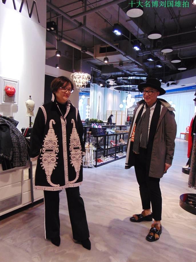 鍝堥噷鐜嬪瓙鑻变鸡瑗胯,鍝堥噷鐜嬪瓙瑗胯