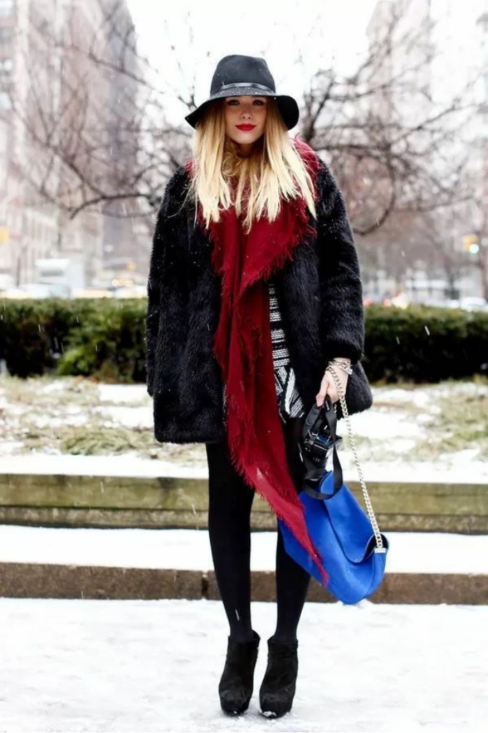 大衣+围巾=最保暖的时髦精！这才是这个冬天最in最实用的穿搭法！