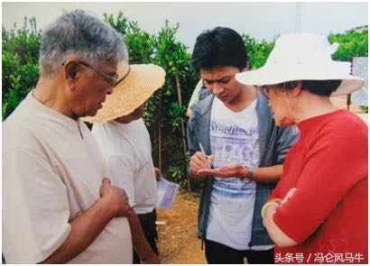 王石、冯仑组团拜访褚时健，为什么？