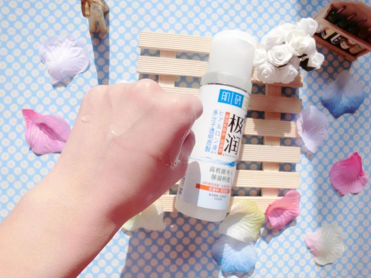 肌研极润洗脸霜起皮,肌研极润水乳抗氧化