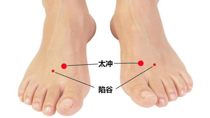 怀孕初期感觉恶心不呕吐没食欲,怀孕初期恶心呕吐但有褐色分泌物