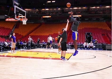 鏍兼灄涓轰簡鑰佽┕鐮寸邯褰曞幓瑙佽瘉,鏍兼灄瑭圭殗