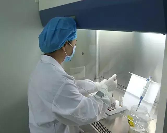 怀疑感染艾滋病毒如何自我检查,一招识别艾滋