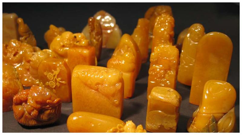 怎样的田黄才是上等田黄,田黄印章价值连城