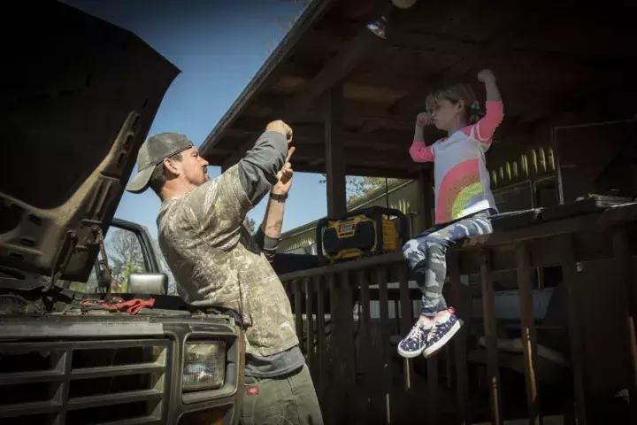 穿条纹的007,请叫我邦德土炮博士!