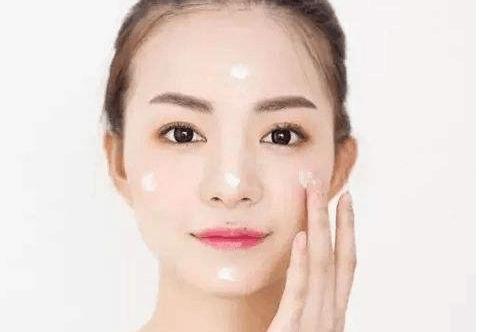 治疗激素脸过程慢就是快,足够的时间治疗激素性皮炎才能治好