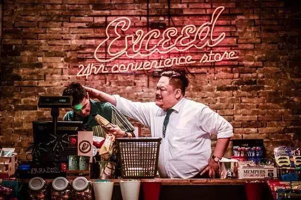 一部反映香港黑暗时期的电影,揭露早期香港社会黑暗的香港电影