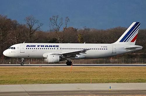 十大飞机大全,空中客车airbusa320紧急出口