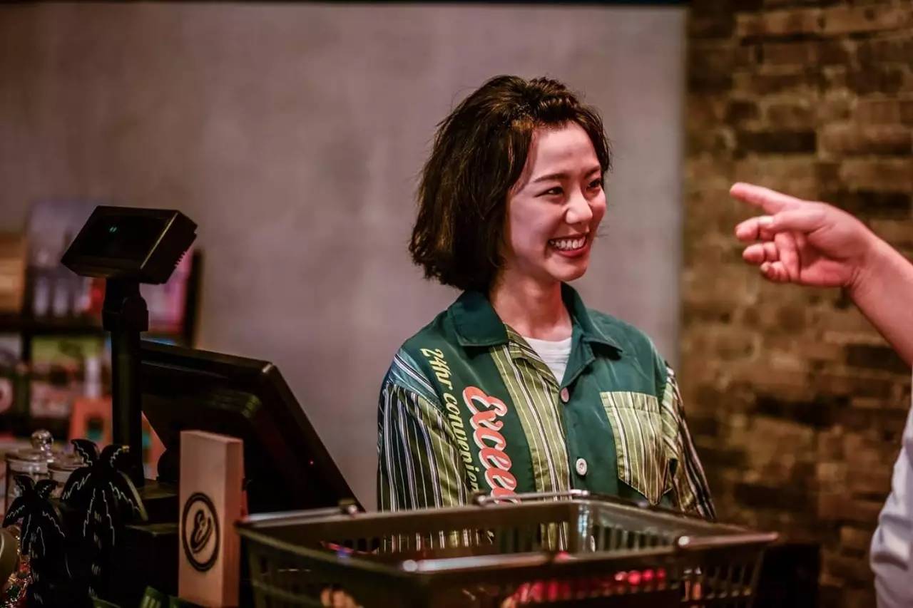 一部反映香港黑暗时期的电影,揭露早期香港社会黑暗的香港电影