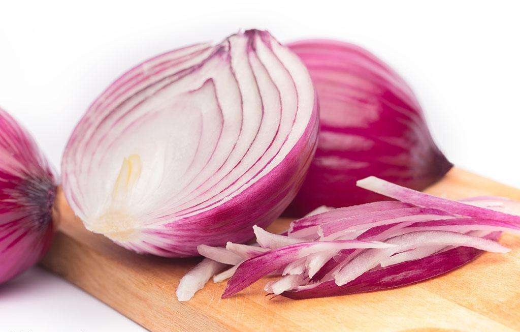 刚装修的房子里放洋葱能除甲醛吗,洋葱除甲醛最有效方法是什么